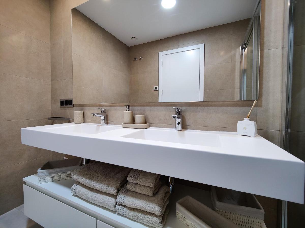 Sunset Waves Superb Apartments Benidorm Luaran gambar