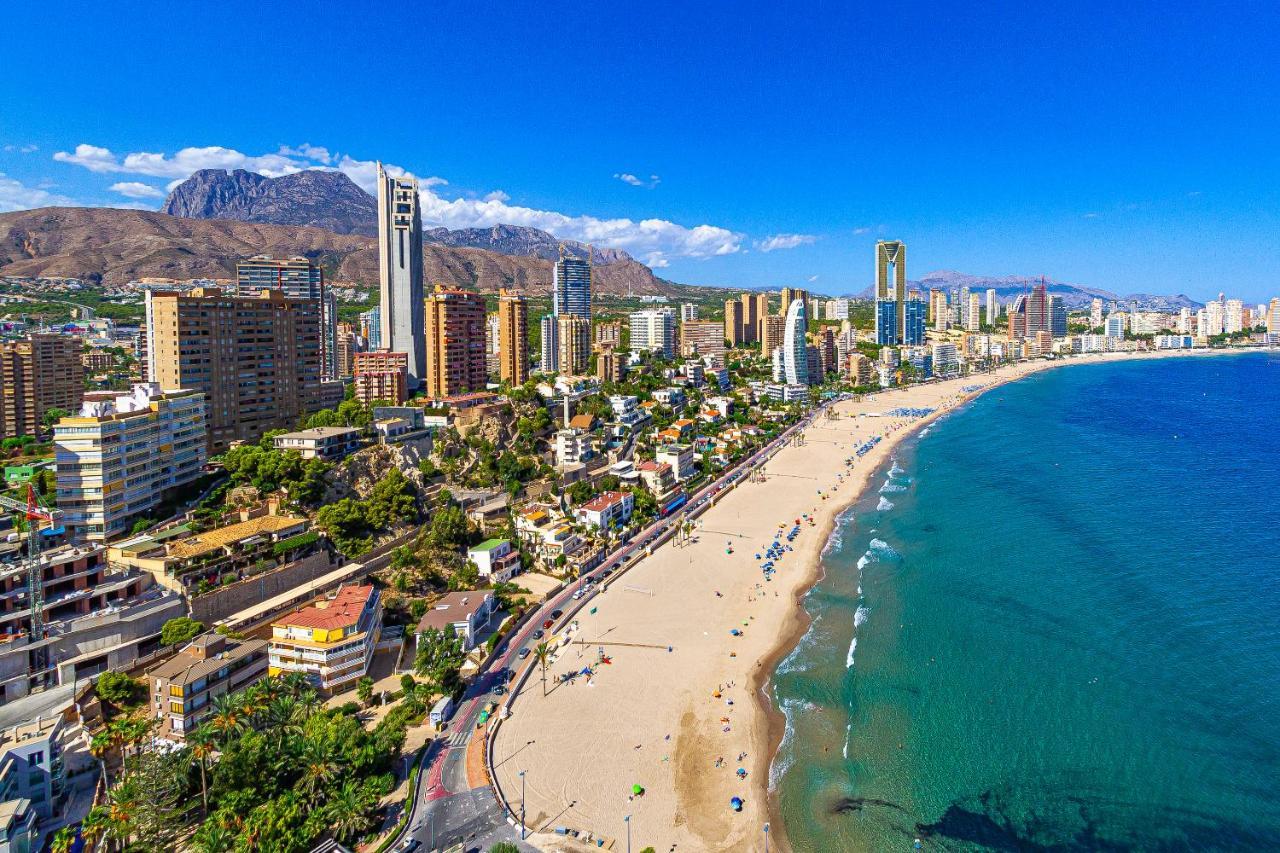 Sunset Waves Superb Apartments Benidorm Luaran gambar